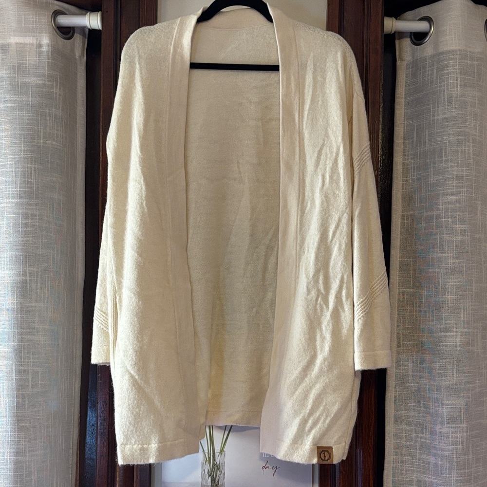 Paka Alpaca Wool Cream Women's Cardigan